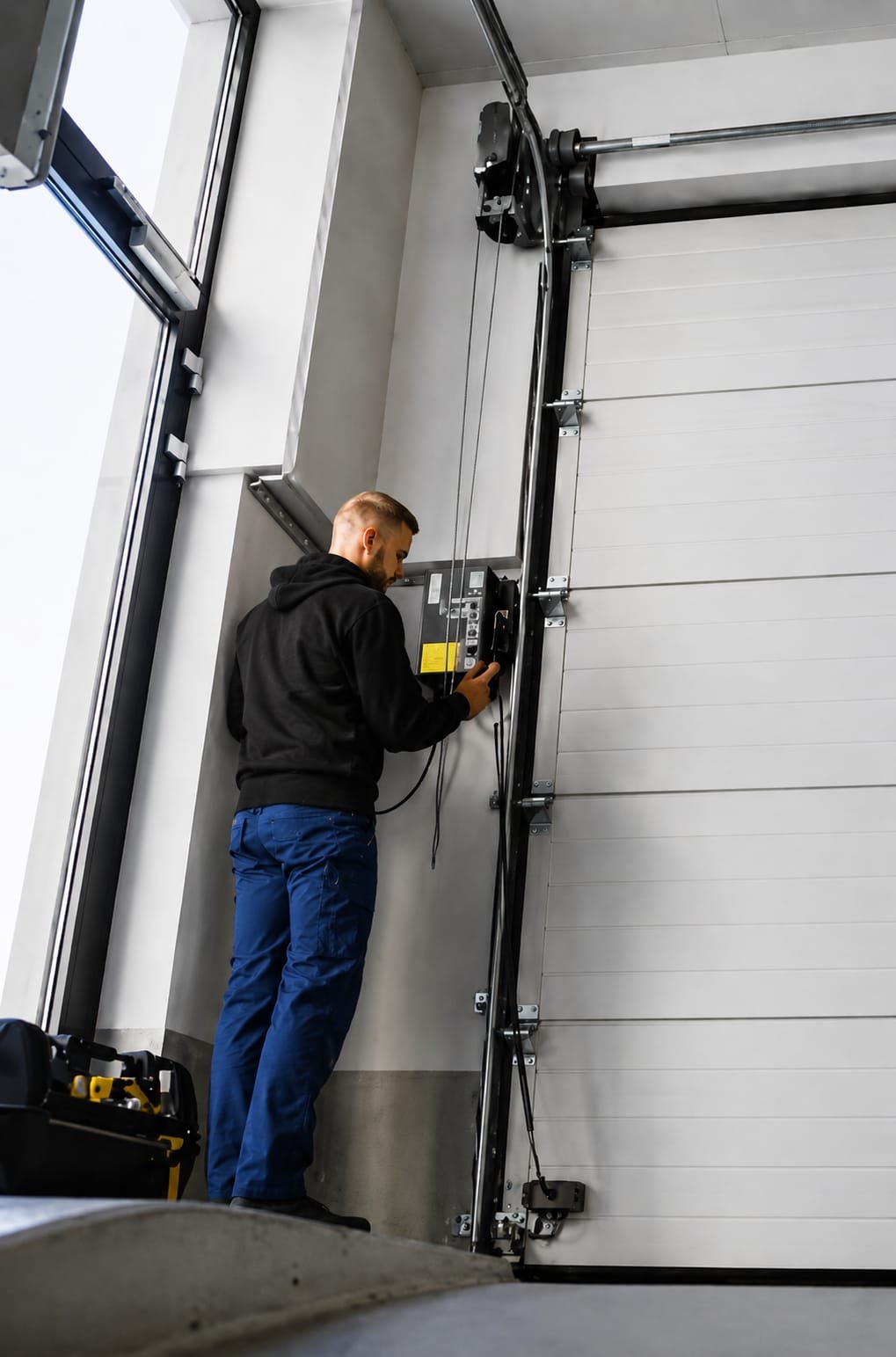 Products & Services 4 garage door repair companies near appleton